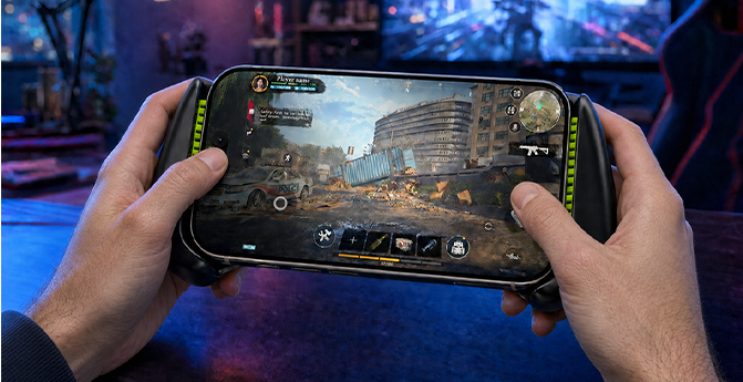 ArcAdvanta mobile gaming grip